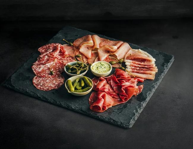 Créez votre plateau charcuterie au rayon boucherie traditionnel !