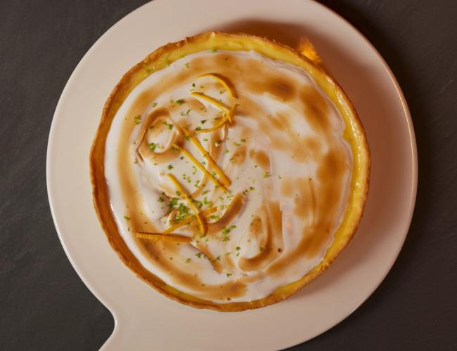 Tarte au yuzu et combava, meringue Italienne